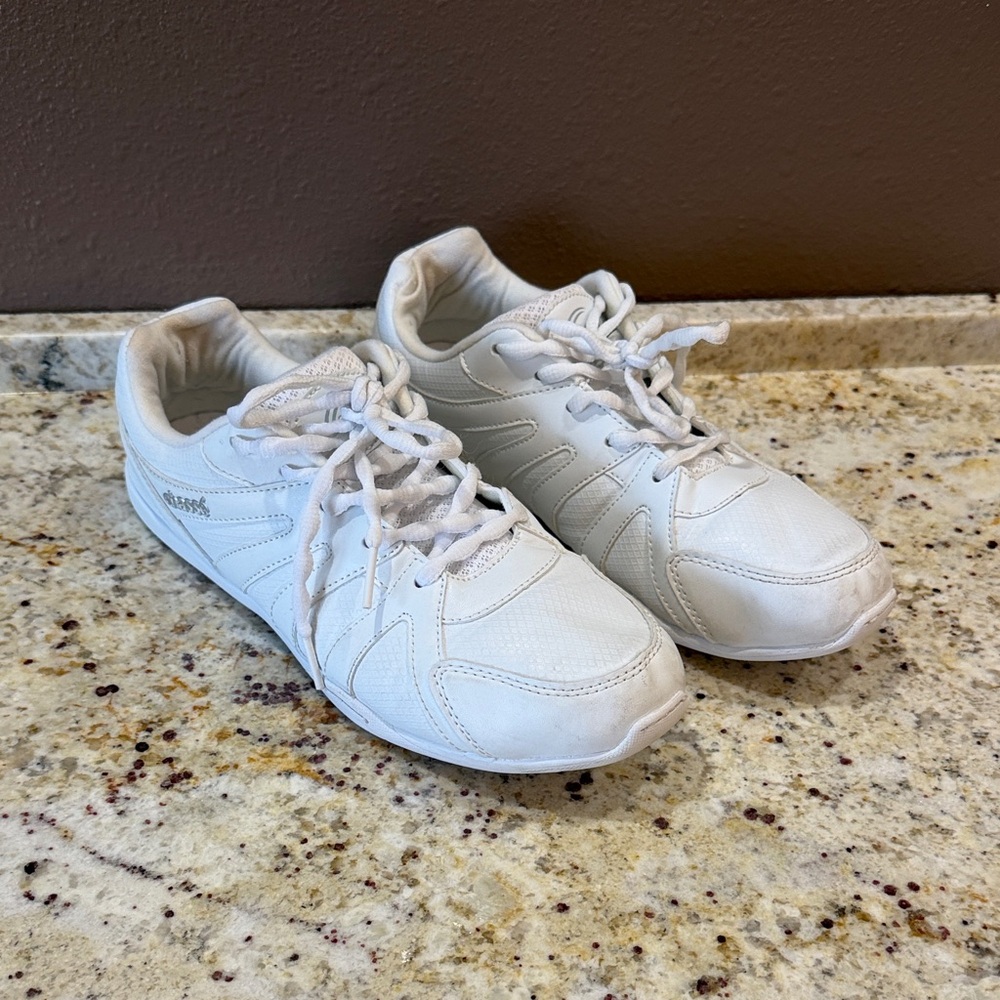 Women's White Cheer Shoes